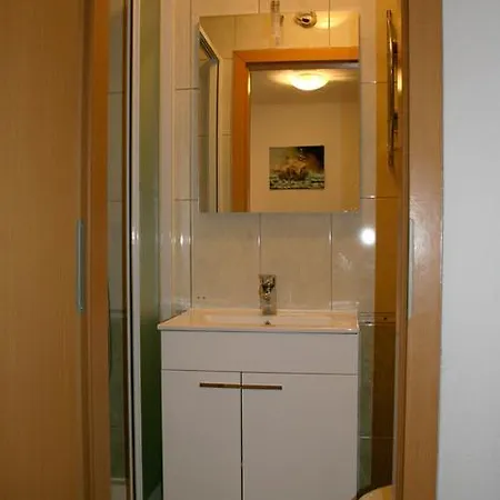 Rooms And Apartments Emily Gasthof 3*